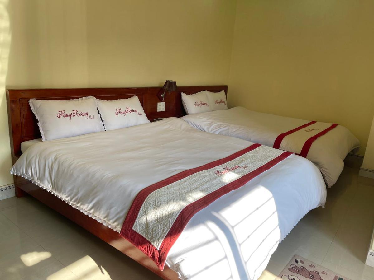 Huy Hoang Hotel Донгван Экстерьер фото