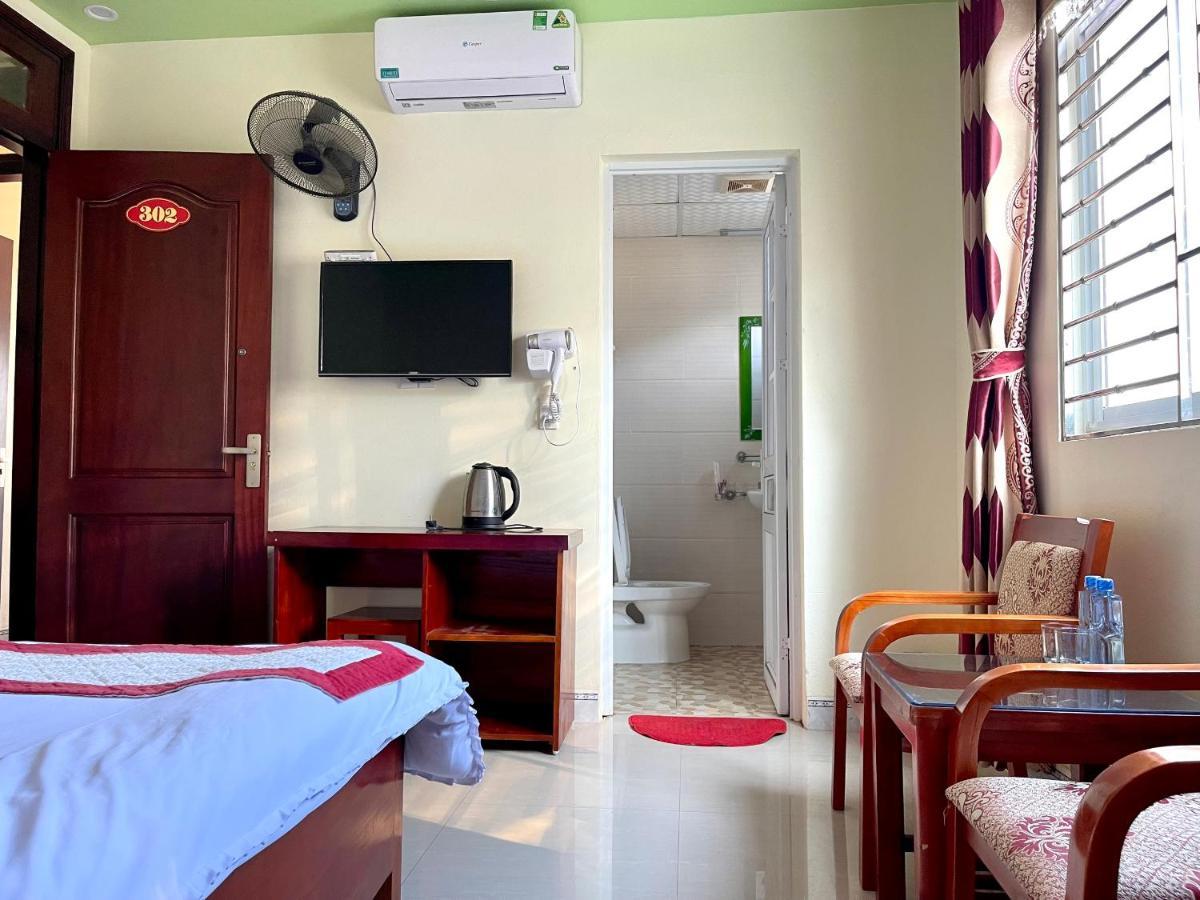 Huy Hoang Hotel Донгван Экстерьер фото